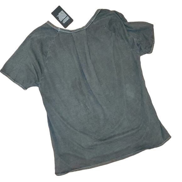 New Chaser Graphic Tee - Picture 4 of 4